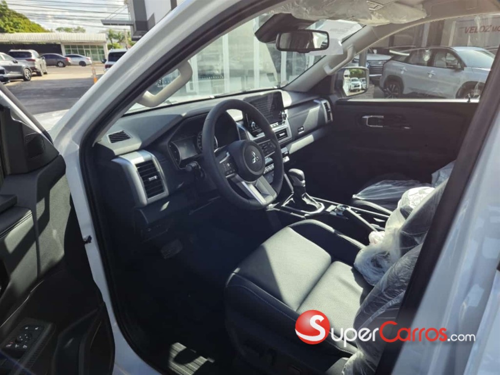 2025 Mitsubishi Motors L 200 — foto 5 / 9