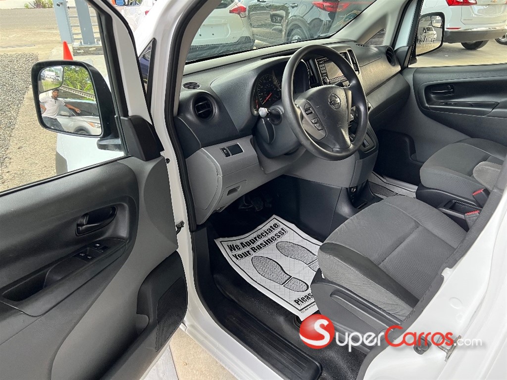 2019 Nissan NV 200 — foto 8 / 9