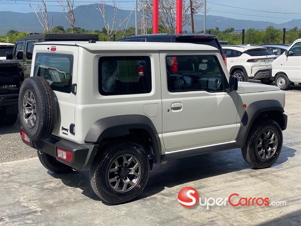 2027 Suzuki Jimny GLX — foto 3 / 9