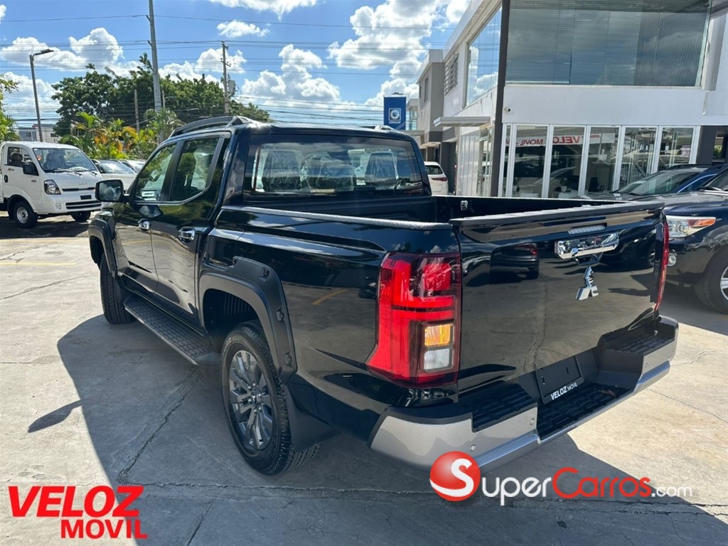 2025 Mitsubishi Motors L 200 — foto 4 / 9