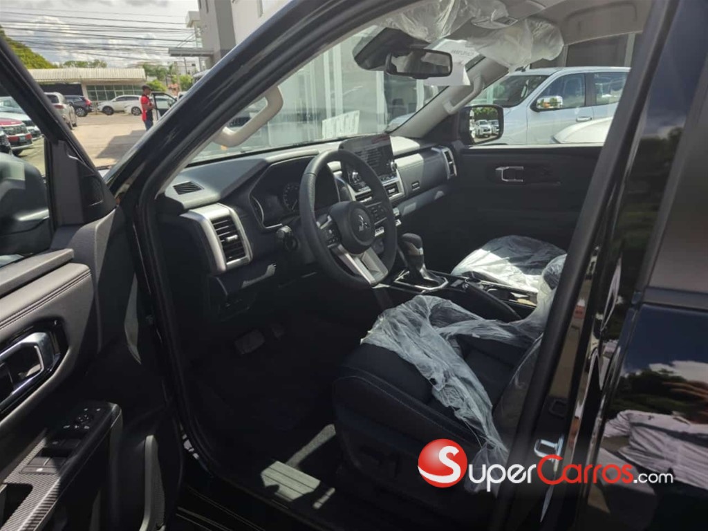2025 Mitsubishi Motors L 200 — foto 5 / 9