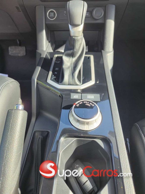 2025 Mitsubishi Motors L 200 — foto 8 / 9