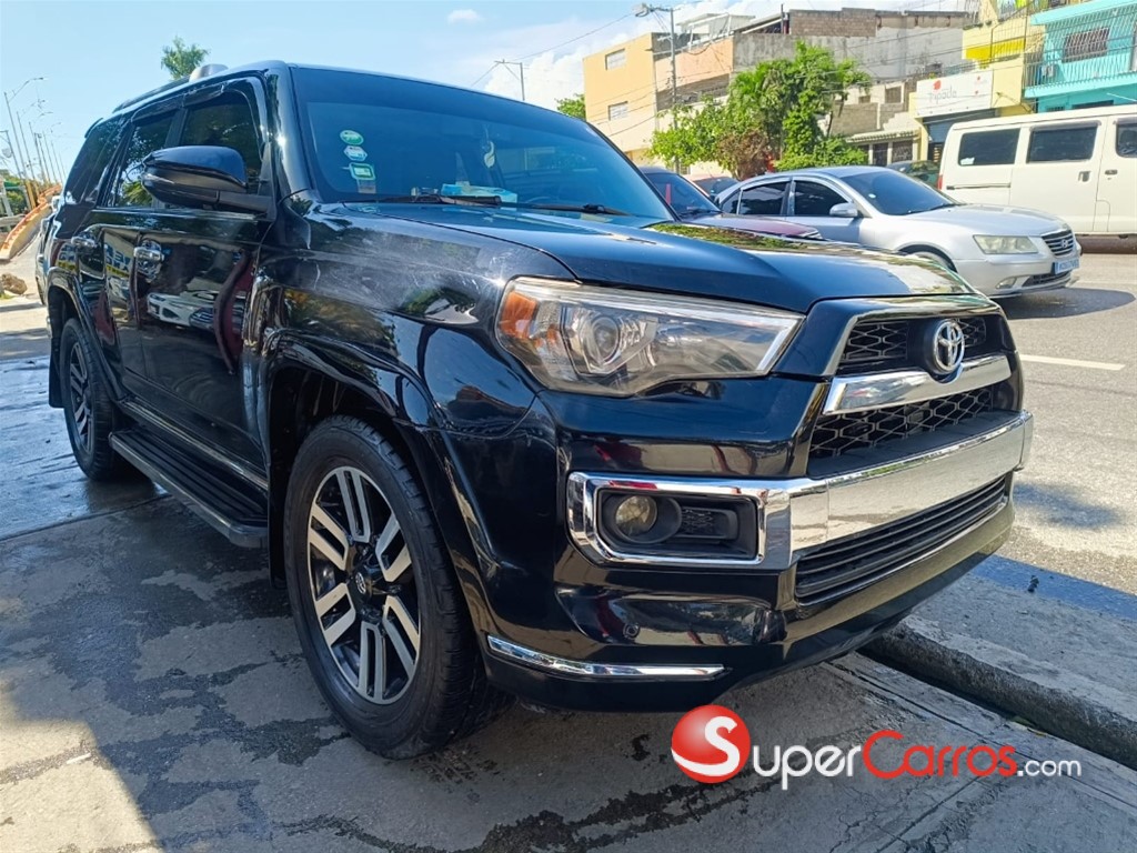 2014 Toyota 4 Runner — foto 9 / 11