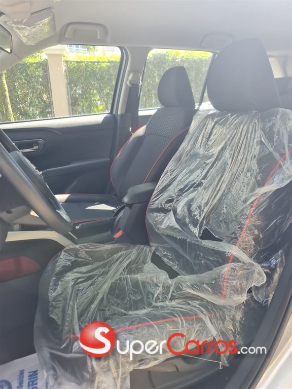 2025 Toyota Raize FULL — foto 6 / 10