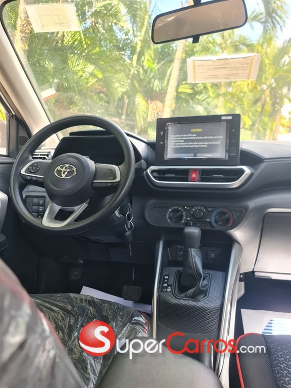 2025 Toyota Raize FULL — foto 9 / 10