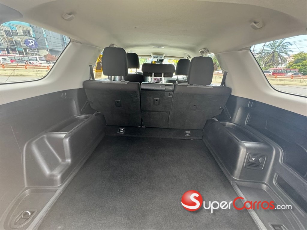 2023 Toyota 4 Runner SR5 — foto 10 / 10