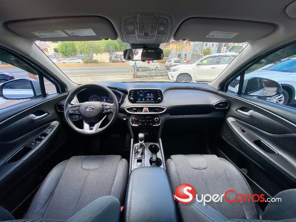 2019 Hyundai Santa Fe SE — foto 3 / 9