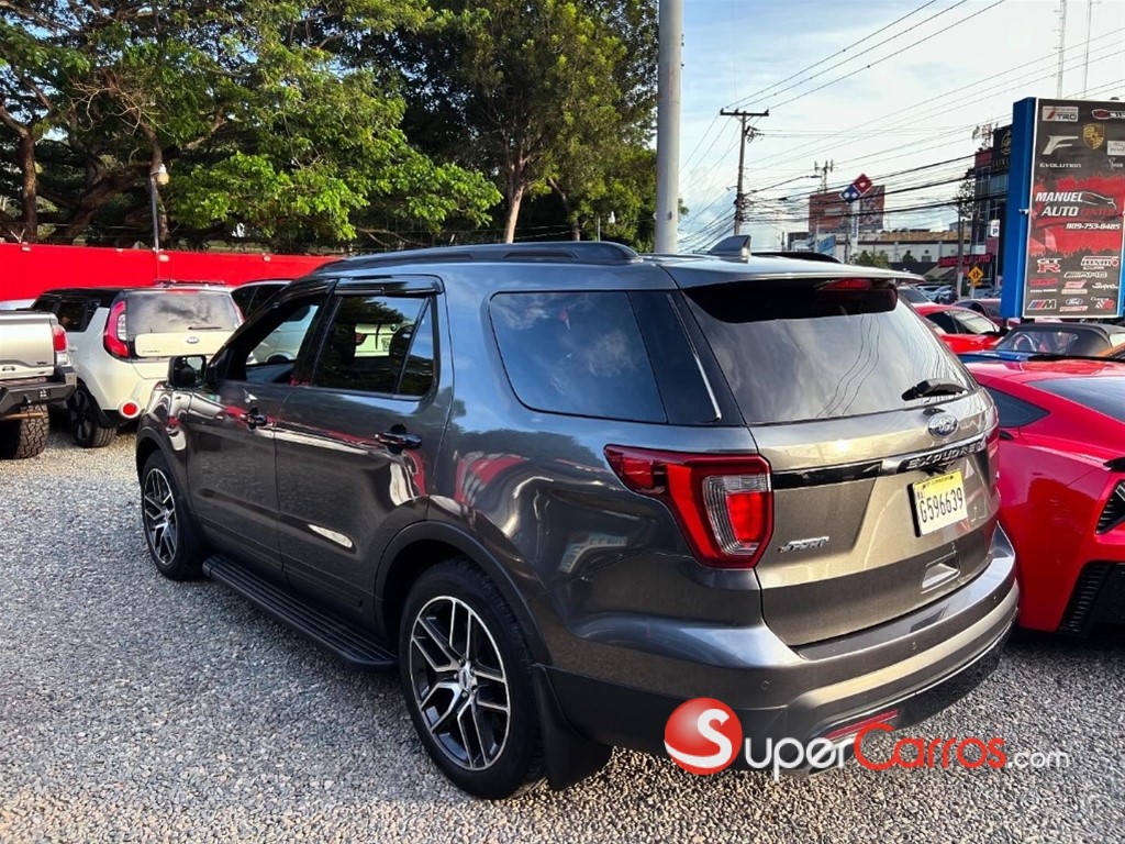 2016 Ford Explorer Sport — foto 4 / 8