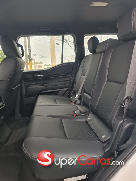 2026 Toyota Land Cruiser Prado All Rounder — foto 4 / 6