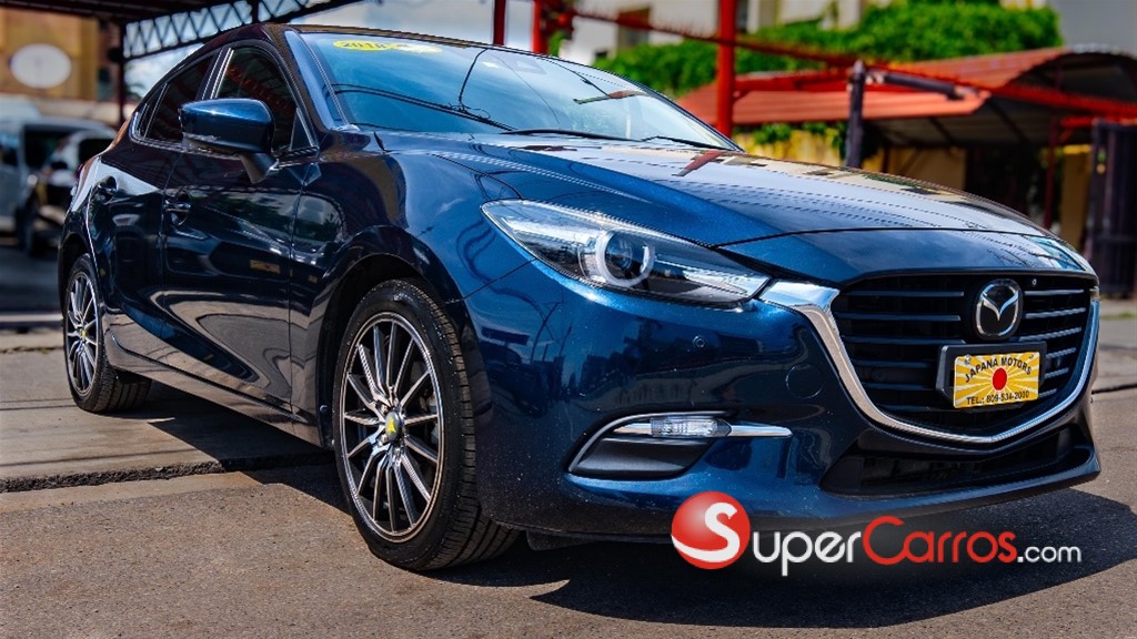 2018 Mazda Axela