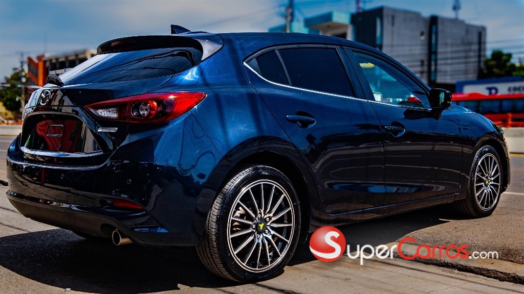 2018 Mazda Axela — foto 7 / 7