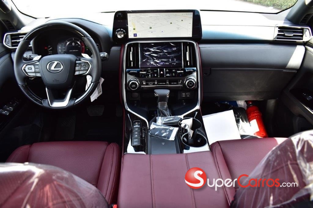 2025 Lexus LX 500d — foto 10 / 12
