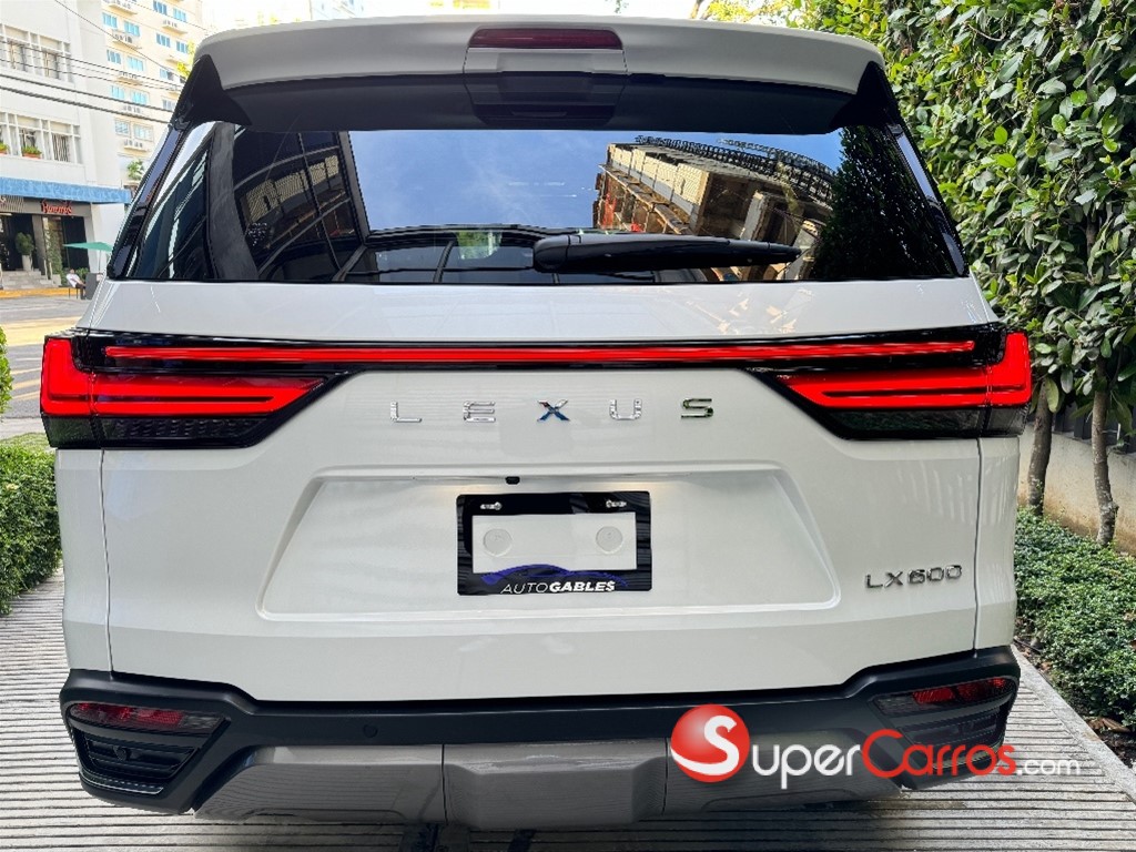 2023 Lexus LX 600 Luxury — foto 6 / 12