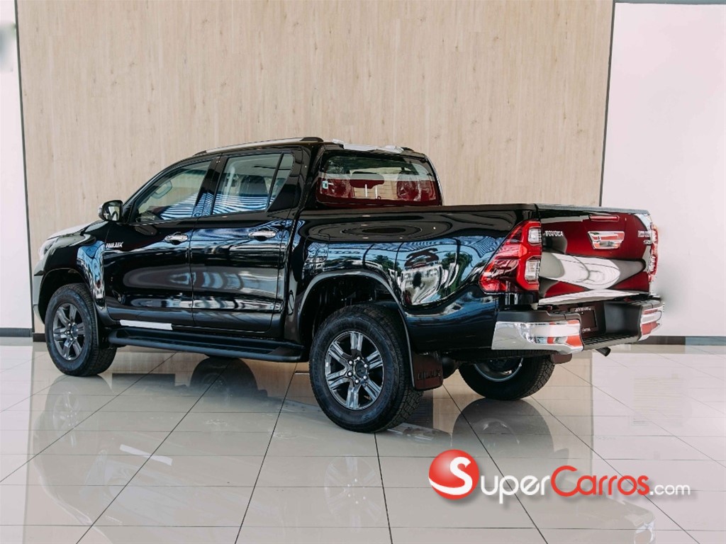 2026 Toyota Hilux Limited — foto 11 / 12