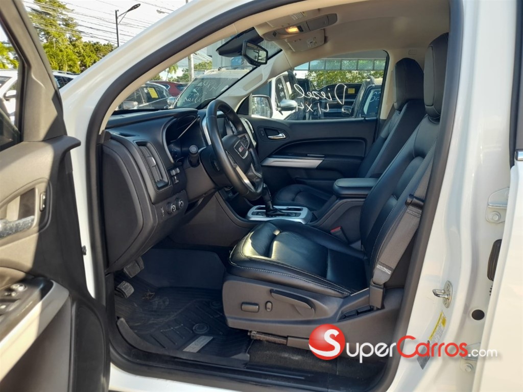 2017 GMC Canyon — foto 4 / 12
