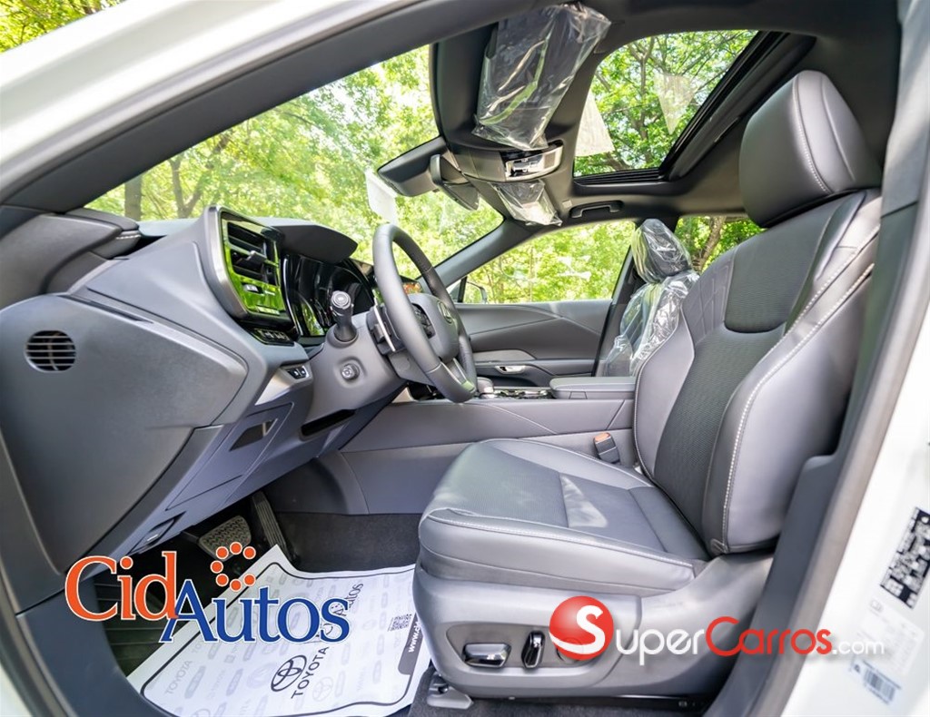 2026 Lexus RX 350 — foto 10 / 12