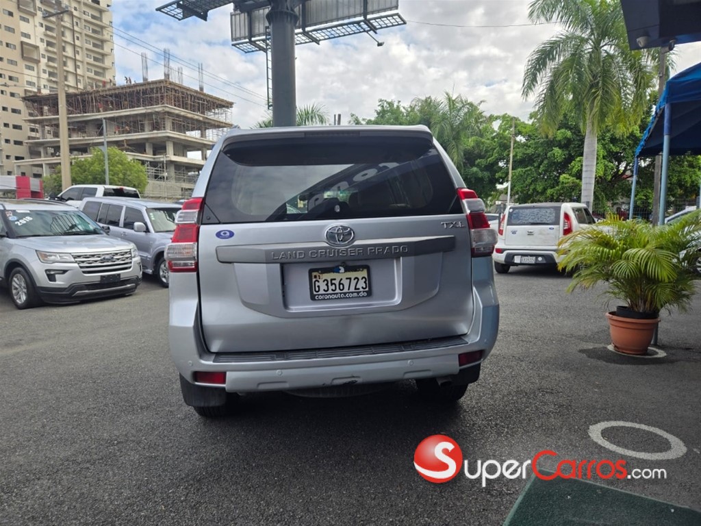 2015 Toyota Land Cruiser Prado — foto 11 / 12