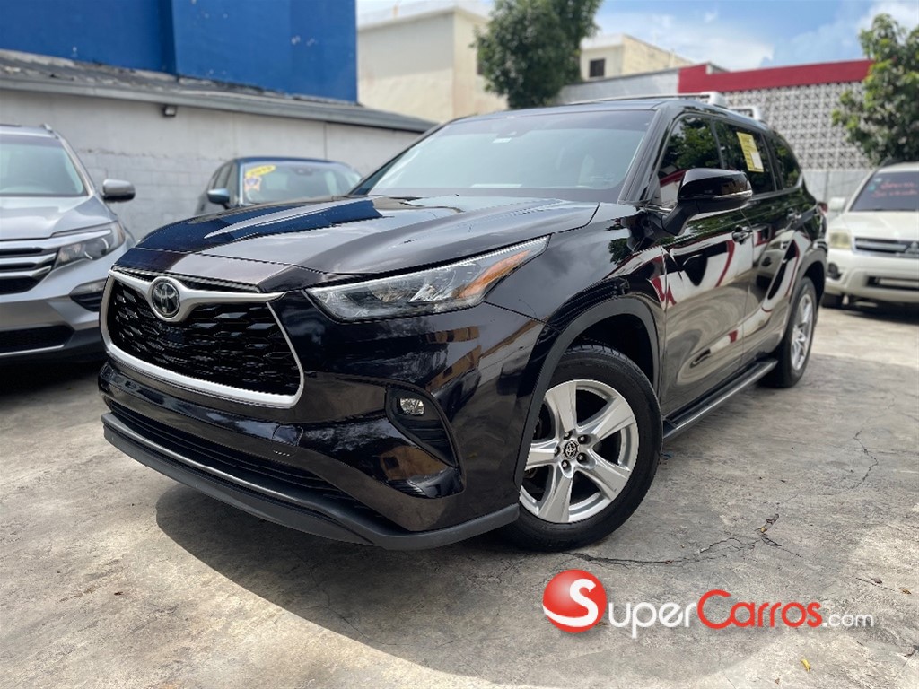 2020 Toyota Highlander LE