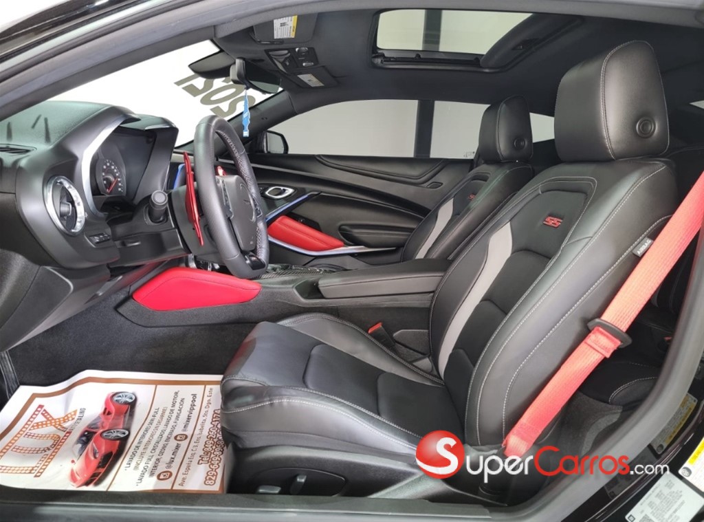 2021 Chevrolet Camaro SS — foto 7 / 9