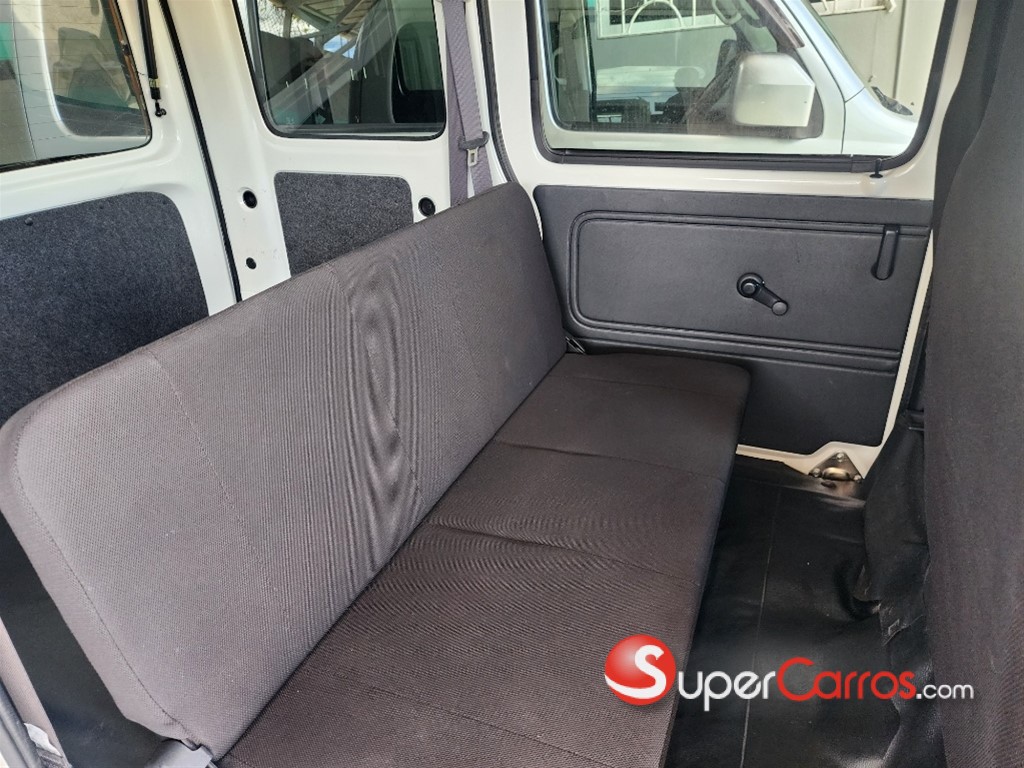 2021 Daihatsu Hijet Minivan — foto 9 / 12