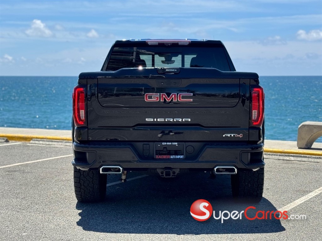 2020 GMC Sierra — foto 3 / 12