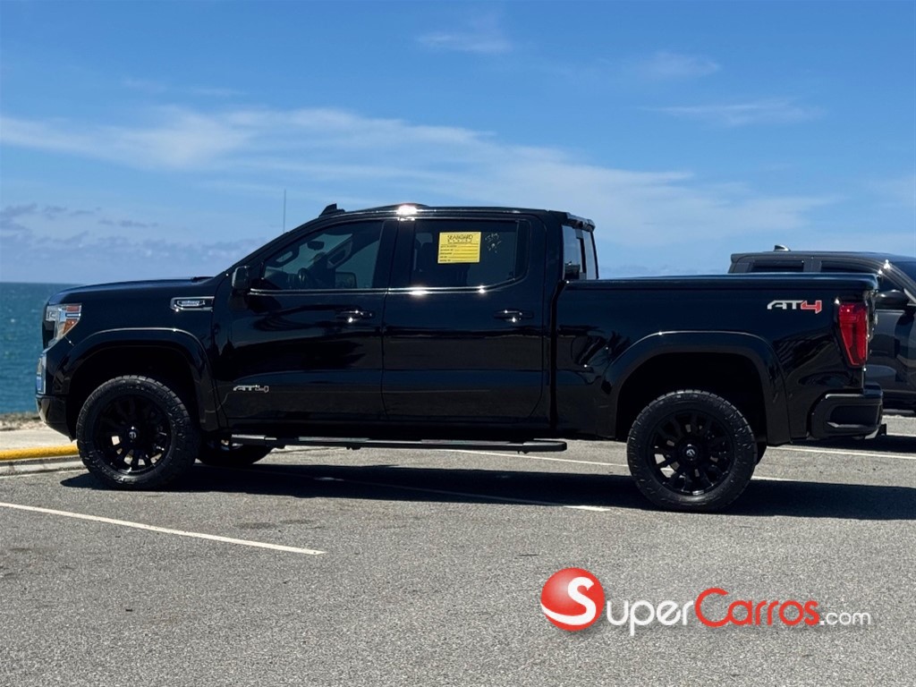 2020 GMC Sierra — foto 10 / 12