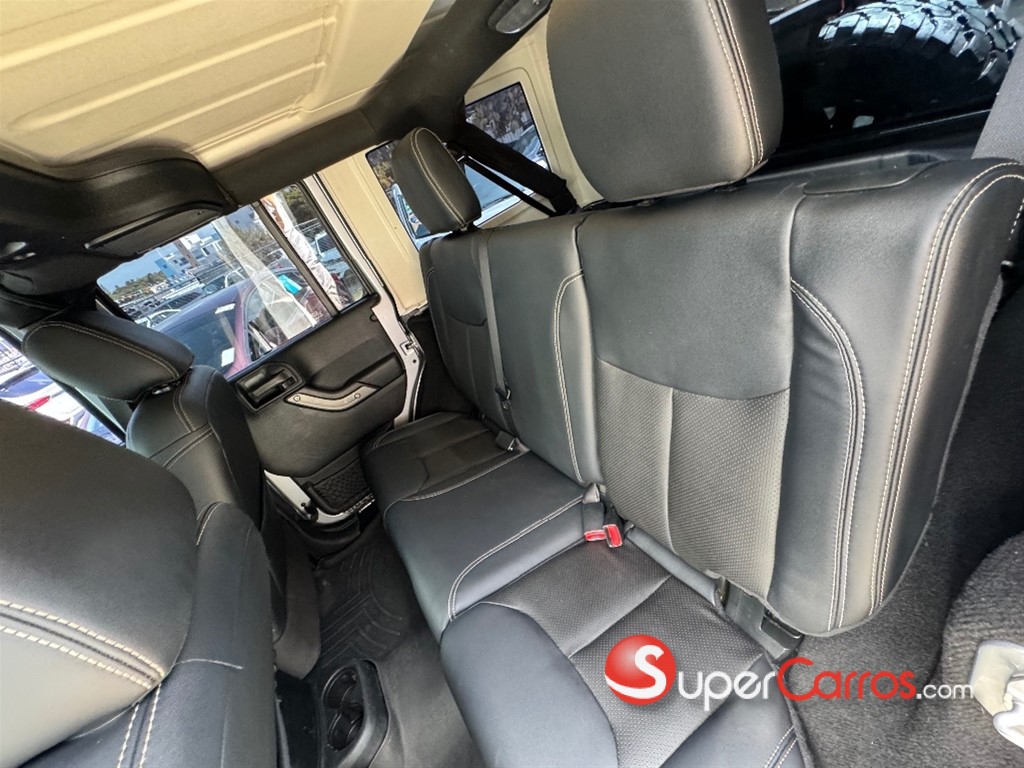 2016 Jeep Wrangler Unlimited Sport — foto 9 / 10