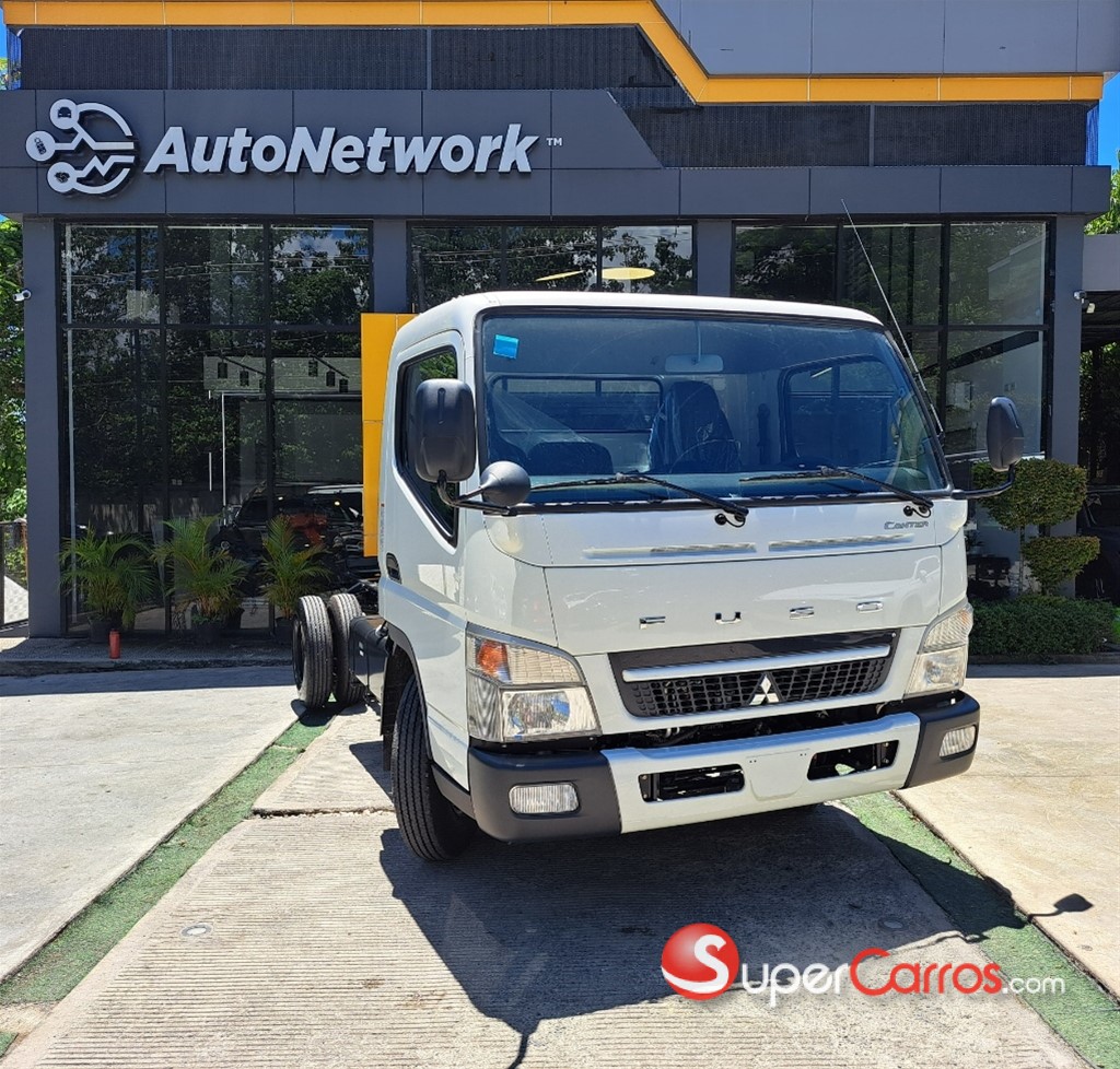 2027 Mitsubishi Motors Fuso Canter — foto 2 / 12