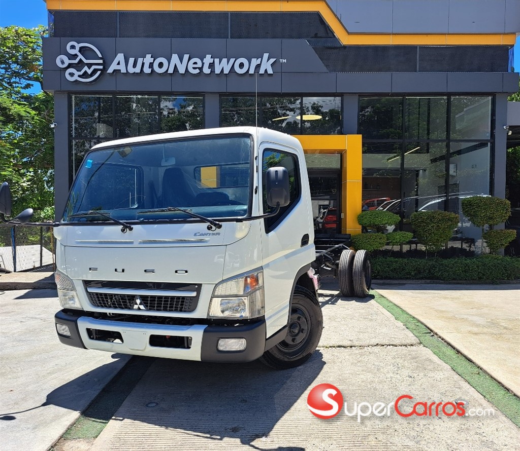 2027 Mitsubishi Motors Fuso Canter — foto 3 / 12