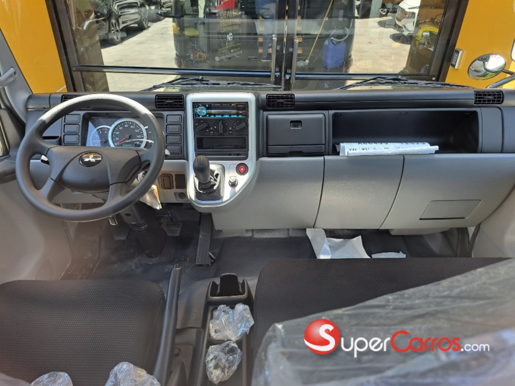 2027 Mitsubishi Motors Fuso Canter — foto 11 / 12