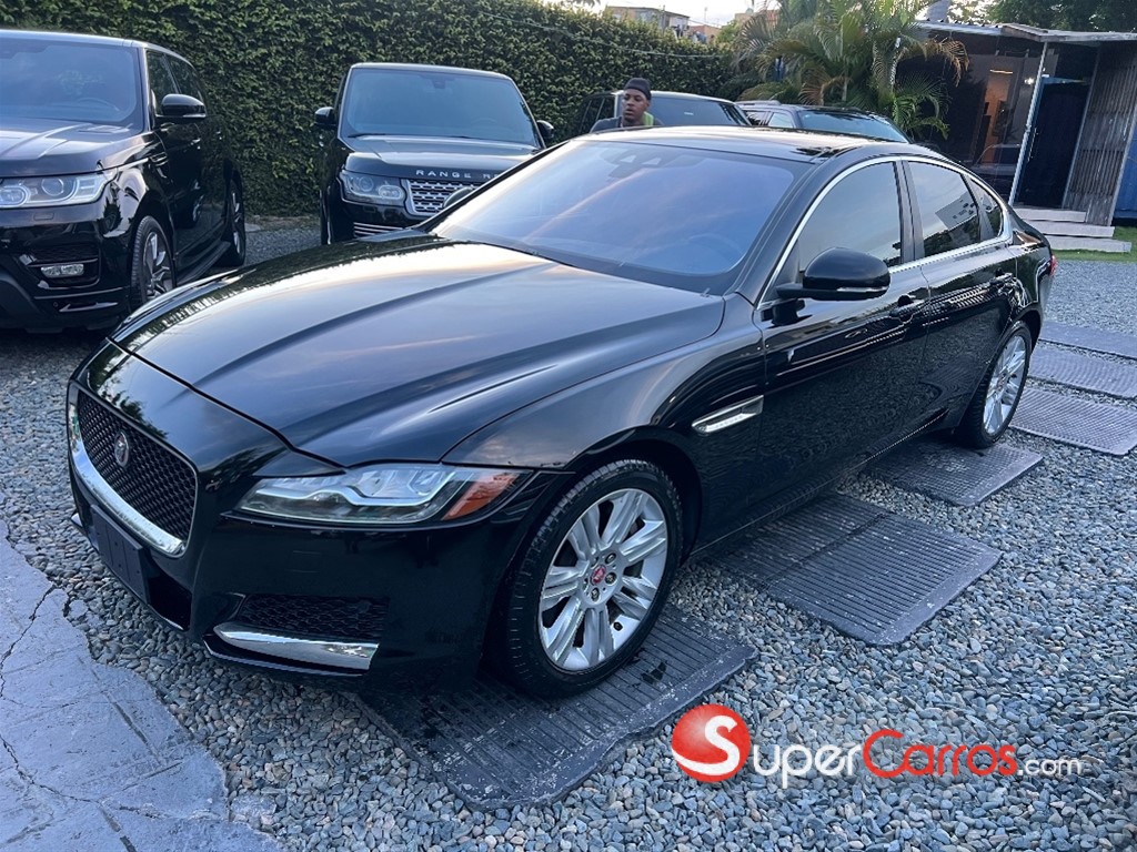2017 Jaguar XF