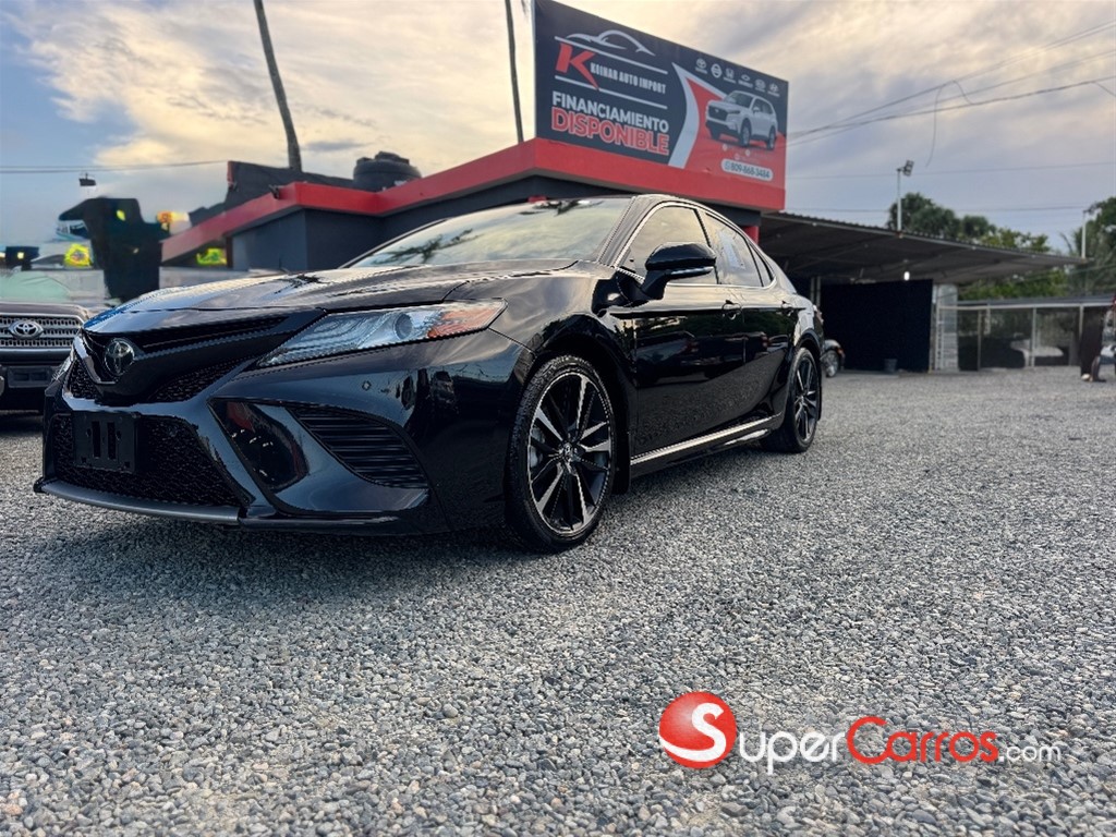 2018 Toyota Camry XSE
