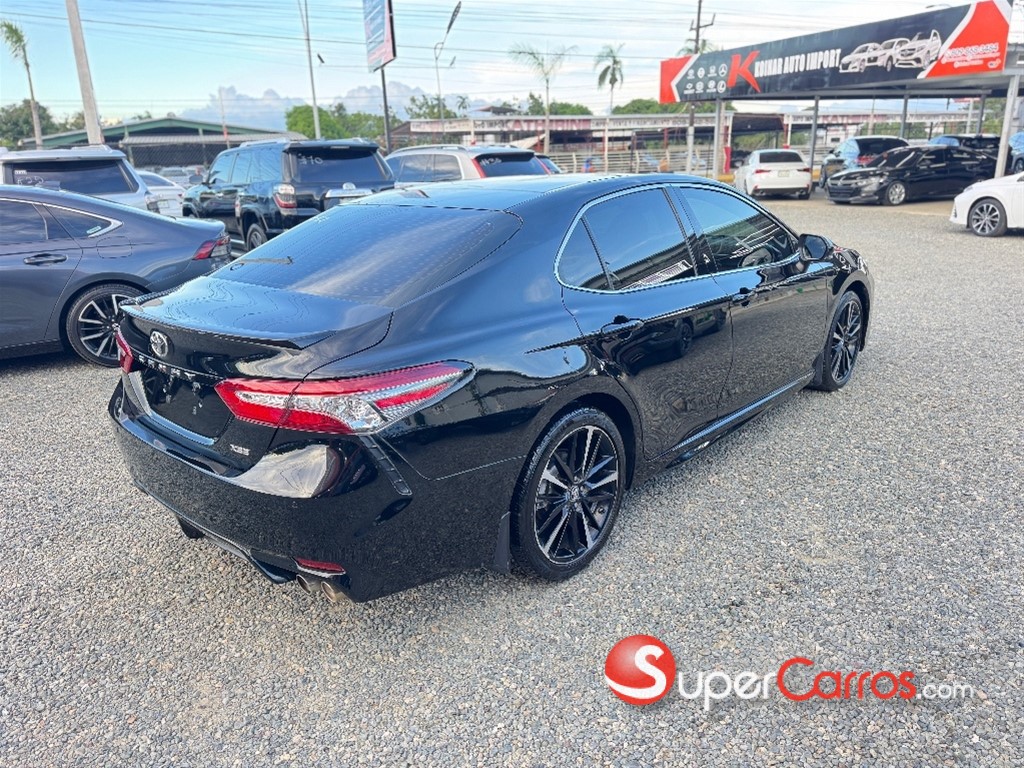 2018 Toyota Camry XSE — foto 12 / 12