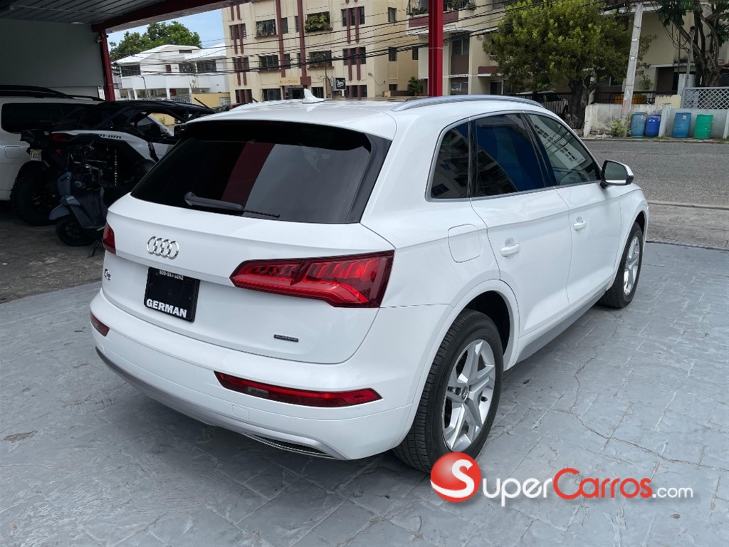 2019 Audi Q5 Quattro Premium Plus — foto 3 / 12