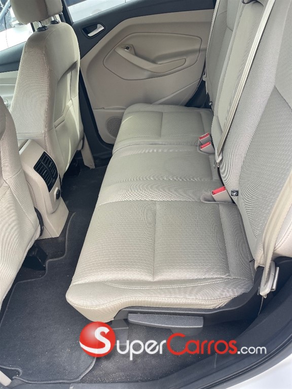 2017 Ford Escape SE — foto 6 / 8