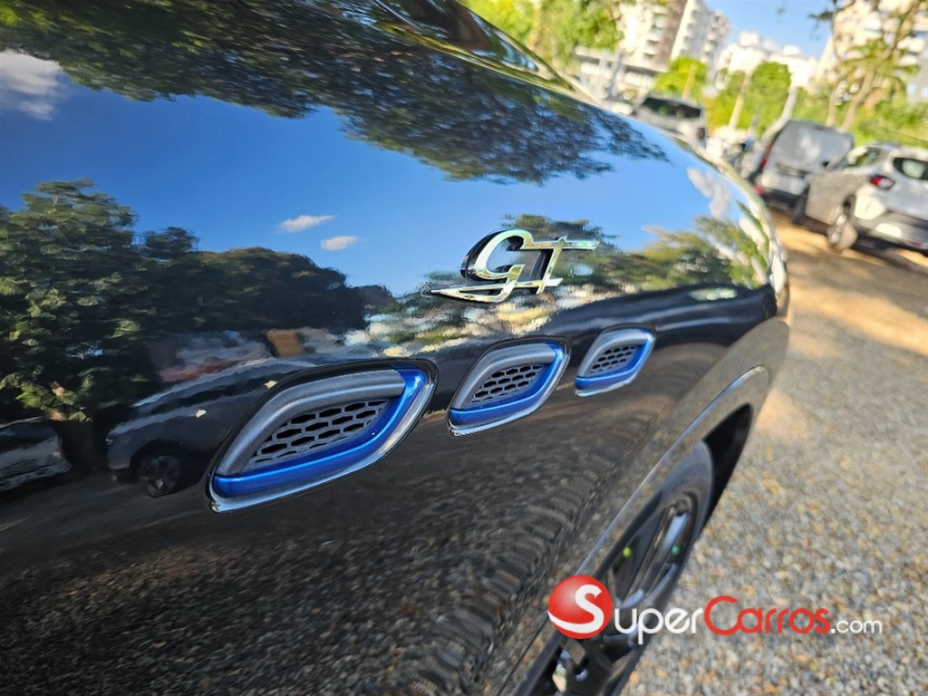 2022 Maserati Levante Hybrid — foto 4 / 12