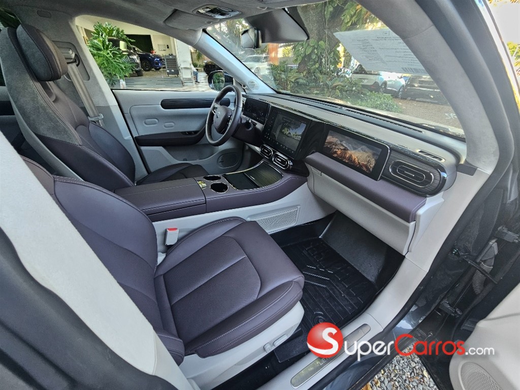 2024 Leapmotors C11 — foto 9 / 12