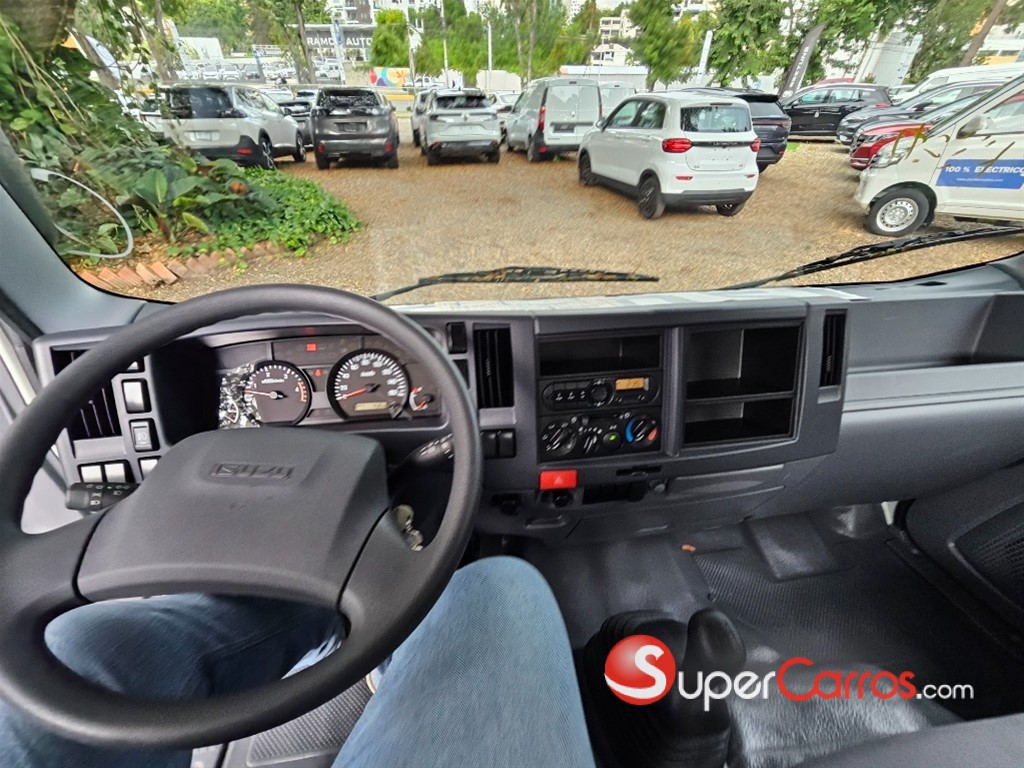 2027 Isuzu NQR 16 Pies — foto 7 / 9