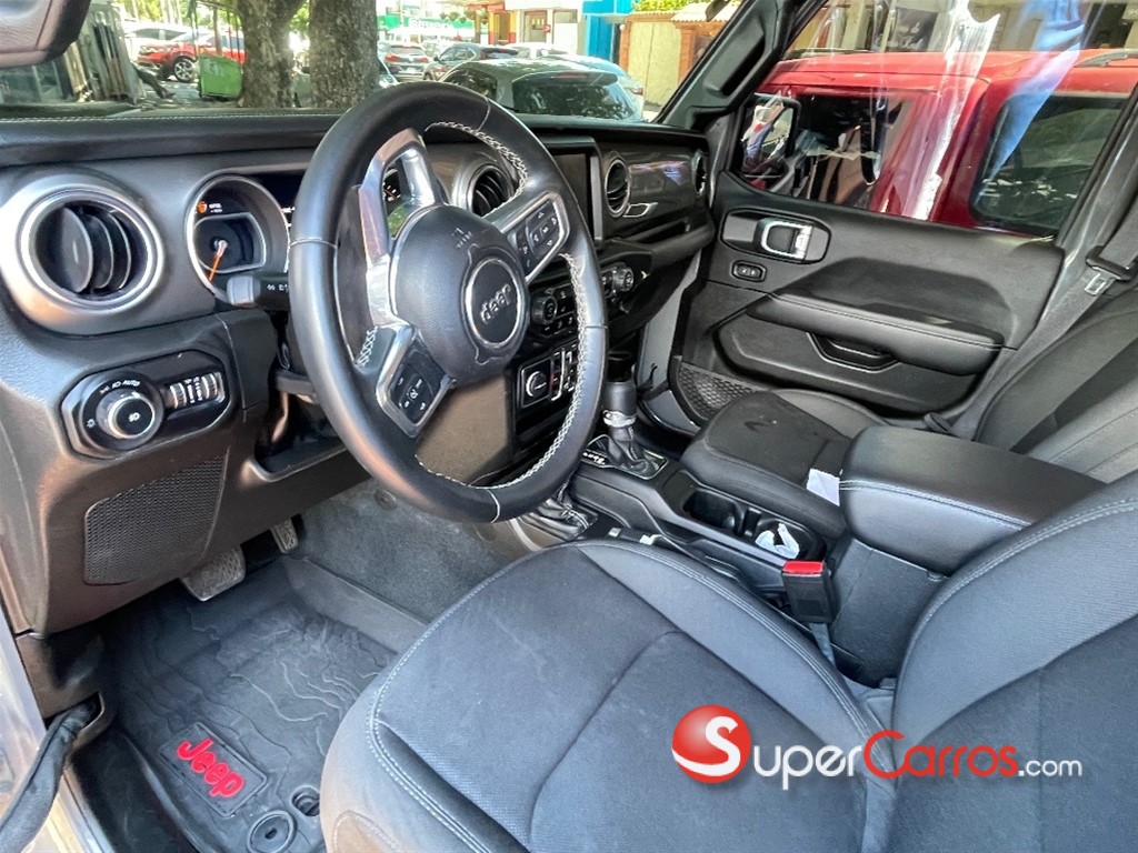 2022 Jeep Wrangler Sahara — foto 10 / 12