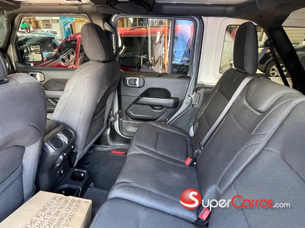 2022 Jeep Wrangler Sahara — foto 11 / 12