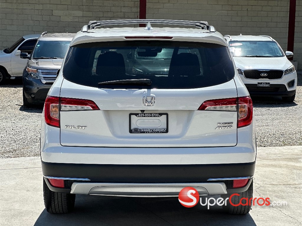 2020 Honda Pilot Touring — foto 4 / 11