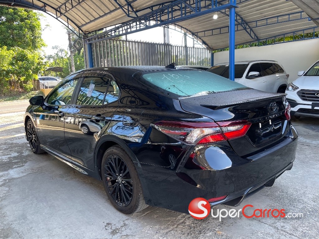 2022 Toyota Camry SE — foto 6 / 11