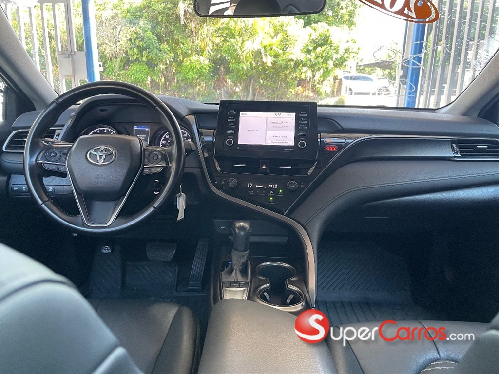 2022 Toyota Camry SE — foto 9 / 11