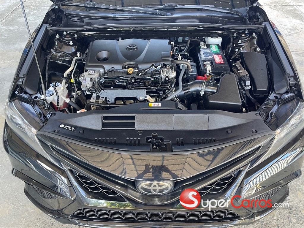 2022 Toyota Camry SE — foto 10 / 11