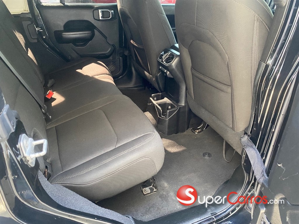 2018 Jeep Wrangler Unlimited — foto 8 / 12