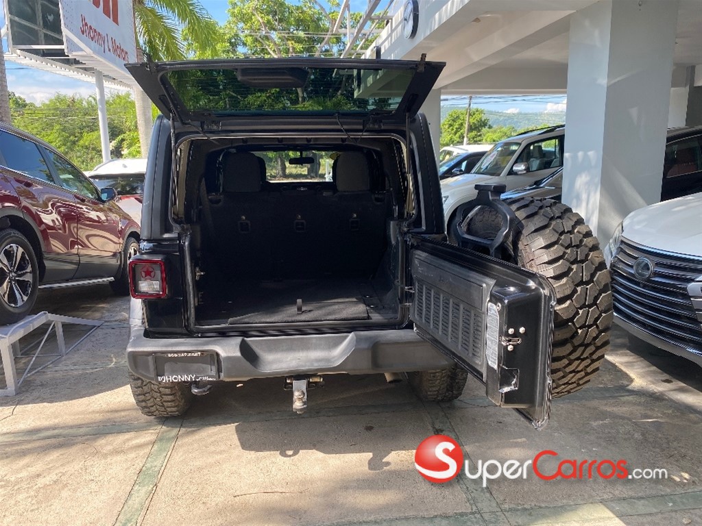 2018 Jeep Wrangler Unlimited — foto 12 / 12