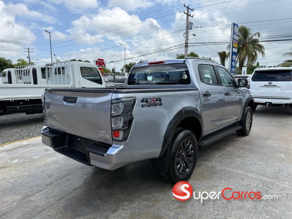 2027 Isuzu DMAX LSE — foto 7 / 12