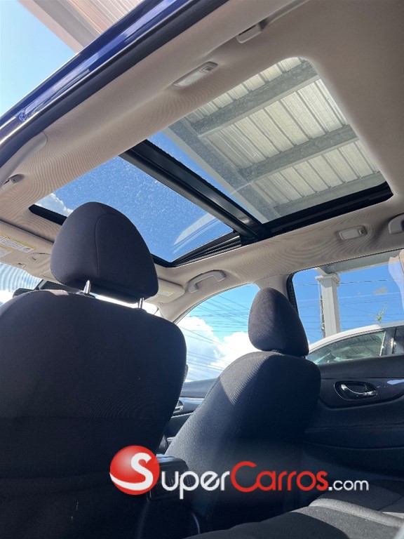 2019 Nissan Rogue SV FULL — foto 12 / 12