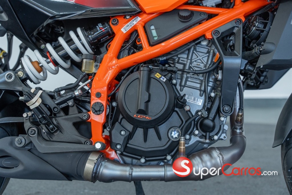 2024 KTM 390 Duke — foto 8 / 12