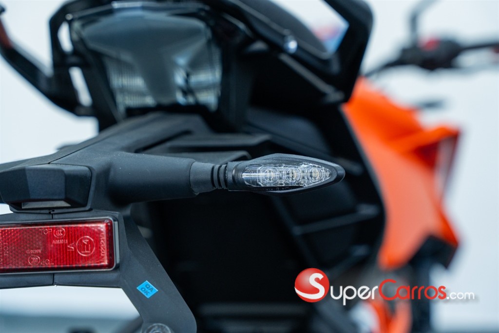 2024 KTM 390 Duke — foto 11 / 12